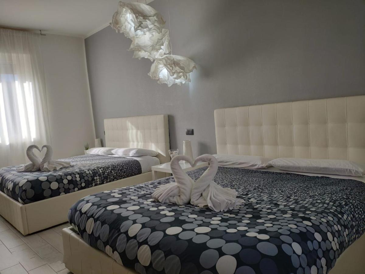 Sweet House Self Check-In 24H Hotel Cavallasca ภายนอก รูปภาพ